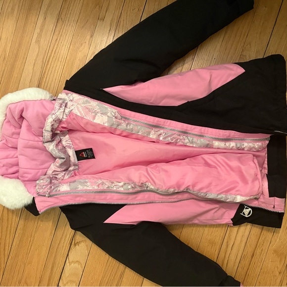 Gerry Weber Black and Pink Puffer Jacket for Kids - Picture 4 of 9